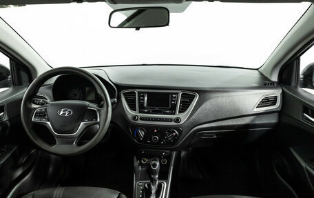 Hyundai Solaris II рестайлинг, 2021 год, 1 350 000 рублей, 13 фотография