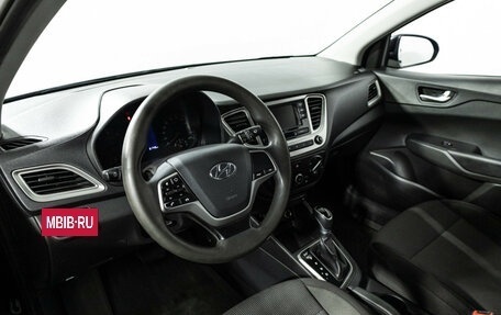 Hyundai Solaris II рестайлинг, 2021 год, 1 350 000 рублей, 11 фотография