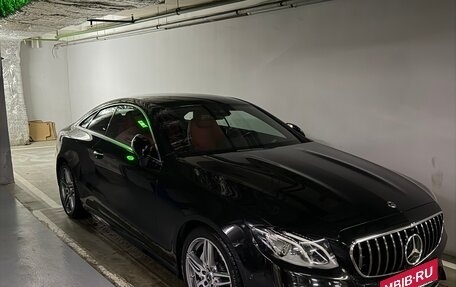 Mercedes-Benz E-Класс, 2020 год, 5 500 000 рублей, 4 фотография