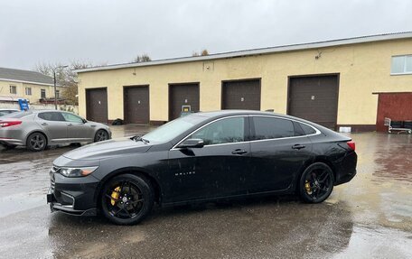 Chevrolet Malibu IX, 2016 год, 990 000 рублей, 2 фотография