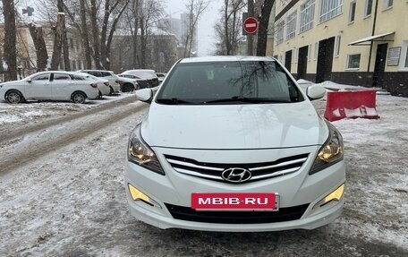 Hyundai Solaris II рестайлинг, 2016 год, 800 000 рублей, 2 фотография