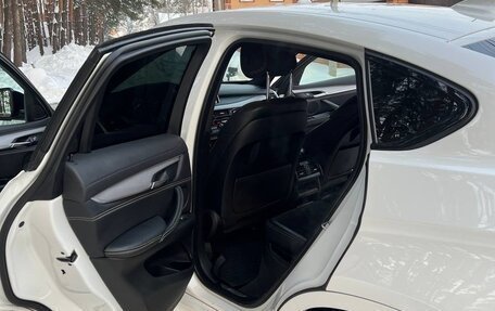 BMW X6, 2018 год, 4 100 000 рублей, 11 фотография