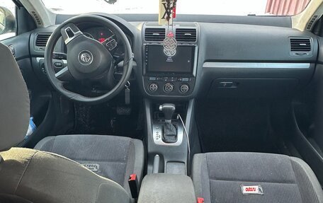 Volkswagen Jetta VI, 2005 год, 630 000 рублей, 11 фотография