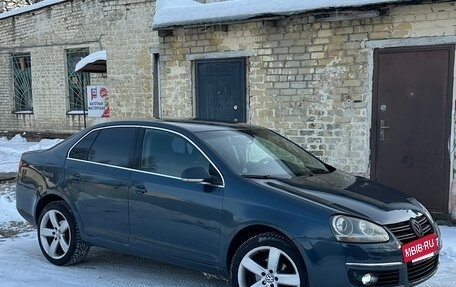 Volkswagen Jetta VI, 2005 год, 630 000 рублей, 4 фотография