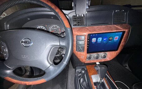 Nissan Patrol, 2009 год, 2 450 000 рублей, 14 фотография