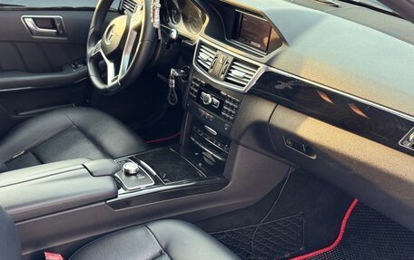 Mercedes-Benz E-Класс, 2013 год, 1 250 000 рублей, 5 фотография