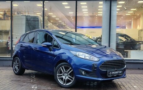 Ford Fiesta, 2017 год, 800 000 рублей, 3 фотография