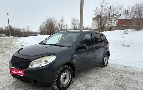 Renault Sandero I, 2010 год, 450 000 рублей, 4 фотография