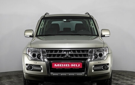 Mitsubishi Pajero IV, 2014 год, 2 699 000 рублей, 3 фотография