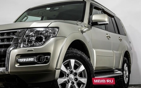 Mitsubishi Pajero IV, 2014 год, 2 699 000 рублей, 2 фотография