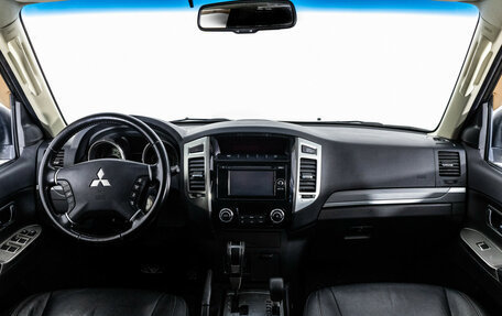 Mitsubishi Pajero IV, 2014 год, 2 699 000 рублей, 11 фотография