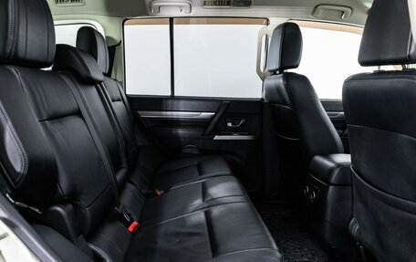 Mitsubishi Pajero IV, 2014 год, 2 699 000 рублей, 19 фотография