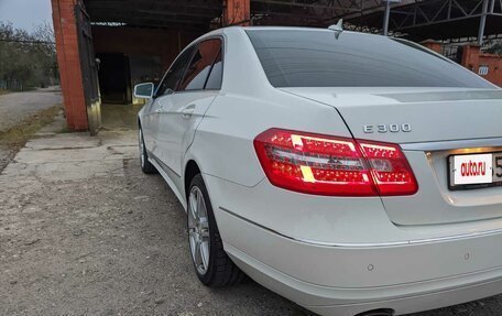 Mercedes-Benz E-Класс, 2009 год, 1 600 000 рублей, 6 фотография