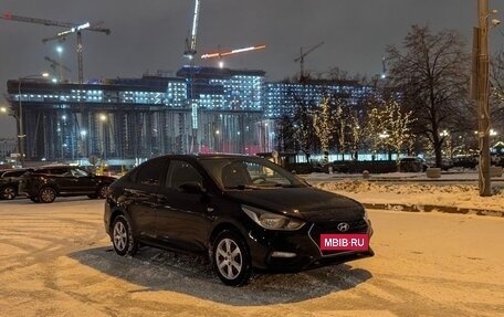 Hyundai Solaris II рестайлинг, 2017 год, 889 000 рублей, 4 фотография
