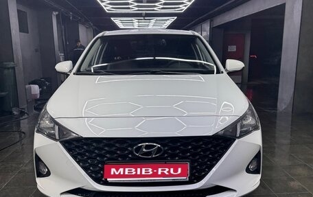 Hyundai Solaris II рестайлинг, 2020 год, 1 799 999 рублей, 1 фотография