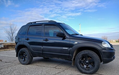 Chevrolet Niva I рестайлинг, 2020 год, 880 000 рублей, 4 фотография