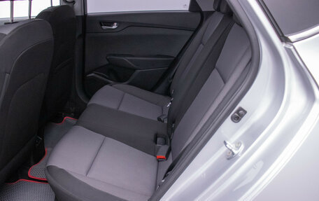 Hyundai Solaris II рестайлинг, 2021 год, 1 560 000 рублей, 11 фотография