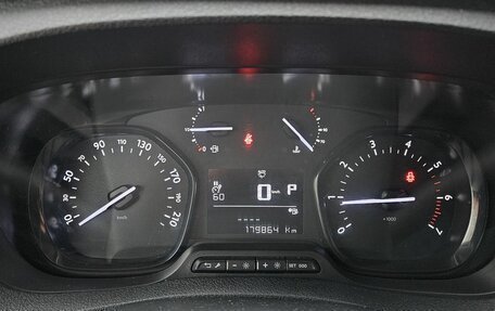 Peugeot Traveller I, 2019 год, 2 549 000 рублей, 9 фотография