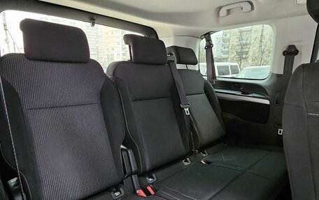 Peugeot Traveller I, 2019 год, 2 549 000 рублей, 26 фотография