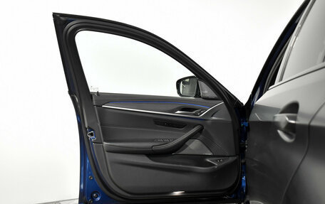 BMW 5 серия, 2020 год, 5 725 000 рублей, 18 фотография