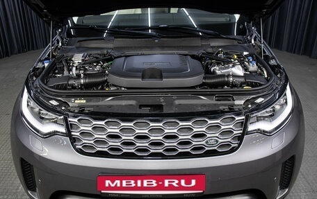 Land Rover Discovery IV, 2022 год, 7 898 000 рублей, 9 фотография