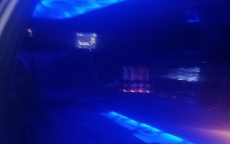 Lincoln Town Car III рестайлинг, 2000 год, 500 000 рублей, 8 фотография