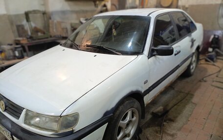 Volkswagen Passat B4, 1995 год, 125 000 рублей, 5 фотография