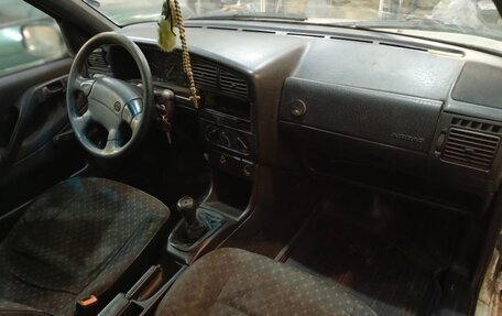 Volkswagen Passat B4, 1995 год, 125 000 рублей, 16 фотография