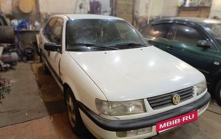 Volkswagen Passat B4, 1995 год, 125 000 рублей, 11 фотография
