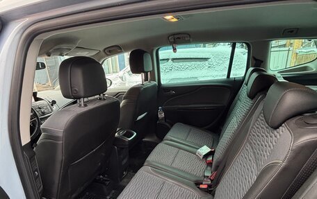 Opel Zafira C рестайлинг, 2014 год, 1 300 000 рублей, 4 фотография