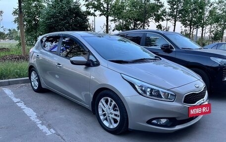 KIA cee'd III, 2014 год, 1 200 000 рублей, 13 фотография