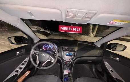 Hyundai Solaris II рестайлинг, 2015 год, 1 050 000 рублей, 5 фотография