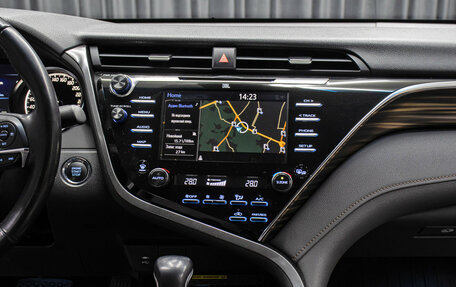 Toyota Camry, 2018 год, 3 598 000 рублей, 15 фотография