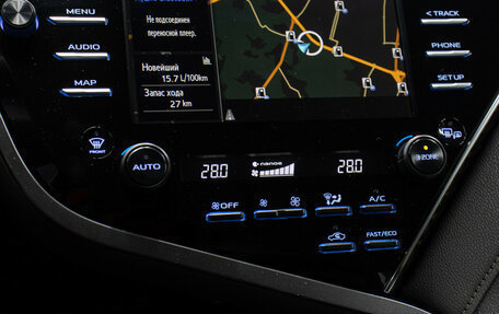 Toyota Camry, 2018 год, 3 598 000 рублей, 18 фотография