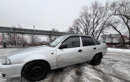 Daewoo Nexia I рестайлинг, 2010 год, 200 000 рублей, 3 фотография