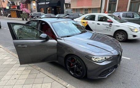 Alfa Romeo Giulia II, 2022 год, 4 300 000 рублей, 2 фотография
