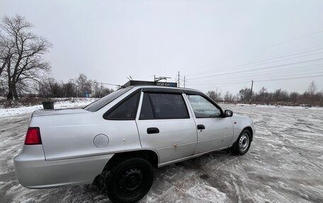 Daewoo Nexia I рестайлинг, 2010 год, 200 000 рублей, 9 фотография