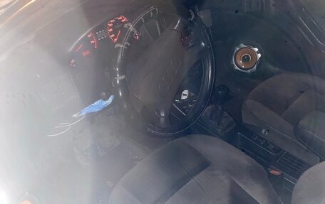 Audi 90, 1988 год, 300 000 рублей, 6 фотография