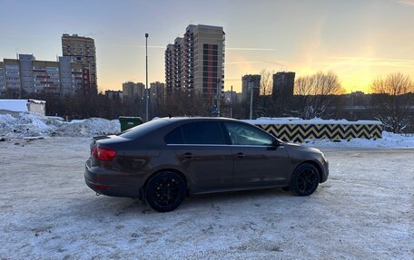 Volkswagen Jetta VI, 2011 год, 699 999 рублей, 3 фотография