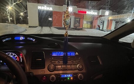 Honda Civic VIII, 2009 год, 750 000 рублей, 9 фотография