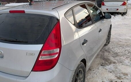 Hyundai i30 I, 2010 год, 670 000 рублей, 4 фотография