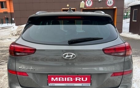 Hyundai Tucson III, 2019 год, 2 250 000 рублей, 3 фотография