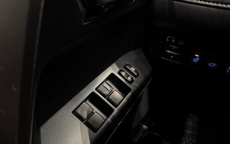 Toyota RAV4, 2017 год, 2 150 000 рублей, 10 фотография