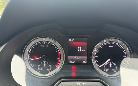 Skoda Octavia, 2018 год, 1 830 000 рублей, 15 фотография