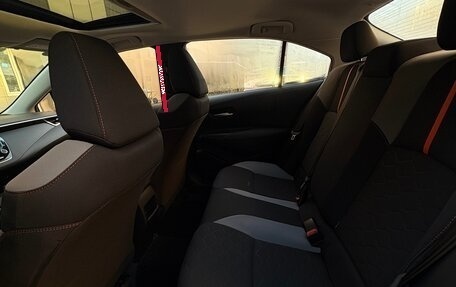 Toyota Corolla, 2024 год, 2 900 000 рублей, 10 фотография