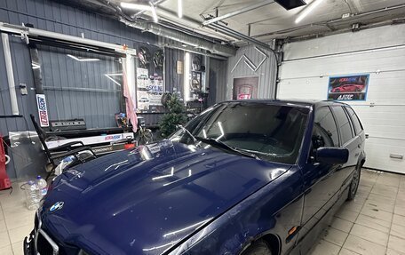 BMW 3 серия, 1998 год, 300 000 рублей, 8 фотография