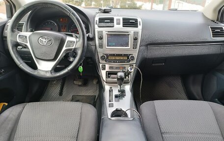 Toyota Avensis III рестайлинг, 2012 год, 830 000 рублей, 7 фотография