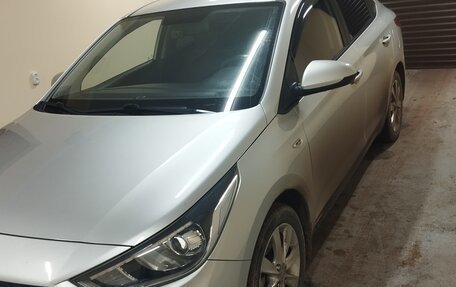 Hyundai Solaris II рестайлинг, 2019 год, 1 420 000 рублей, 2 фотография