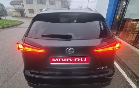 Lexus NX I, 2021 год, 3 650 000 рублей, 6 фотография