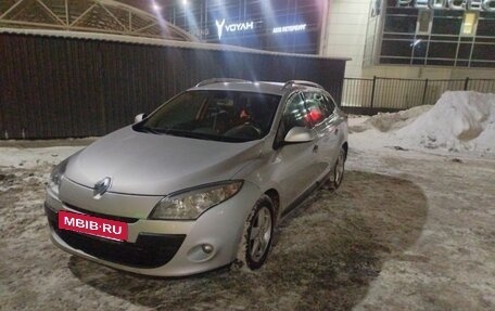 Renault Megane III, 2011 год, 375 000 рублей, 2 фотография